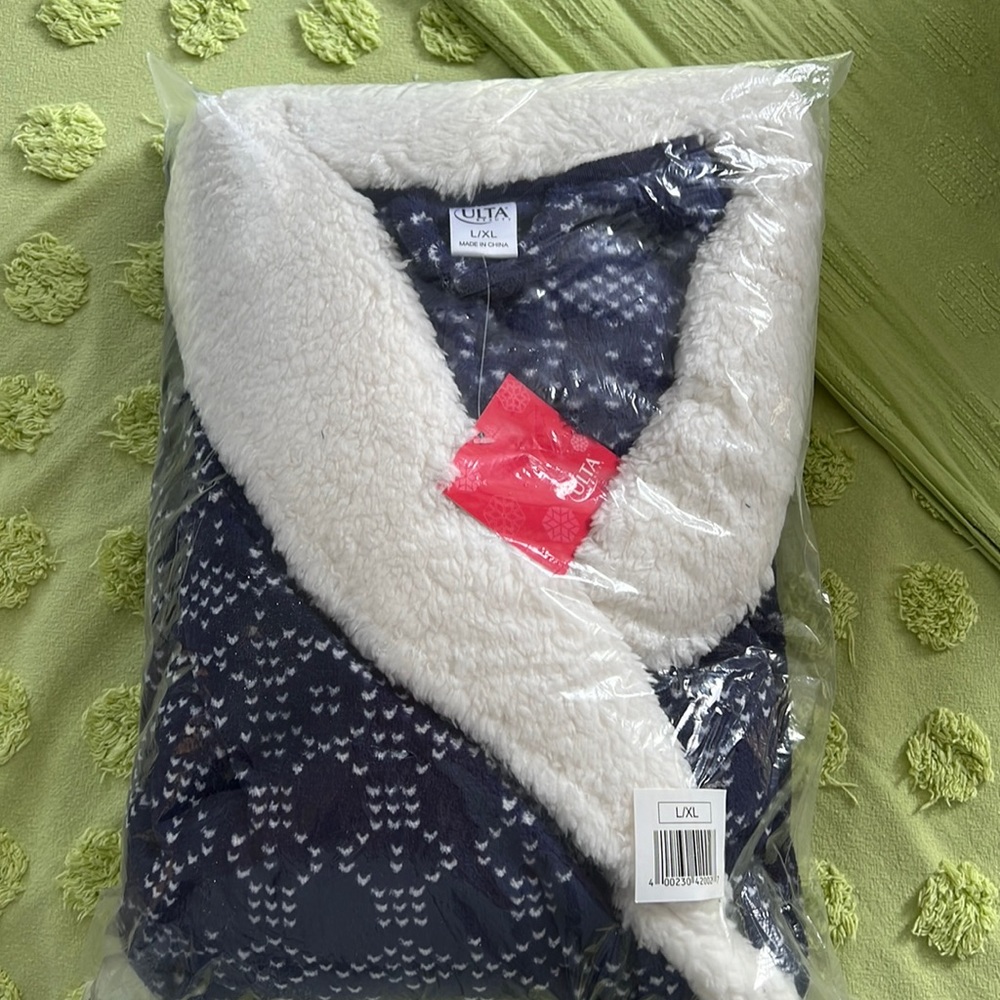 Ulta XL Navy Robe